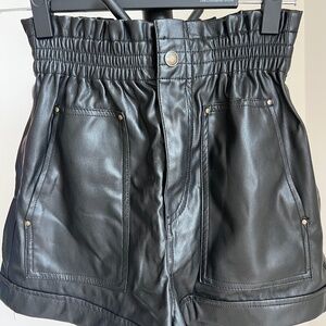 Zara - Hight Waist  Shorts